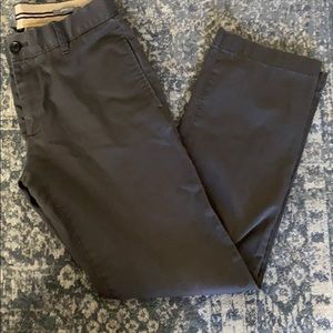 🌈Gap gray Khakis straight fit